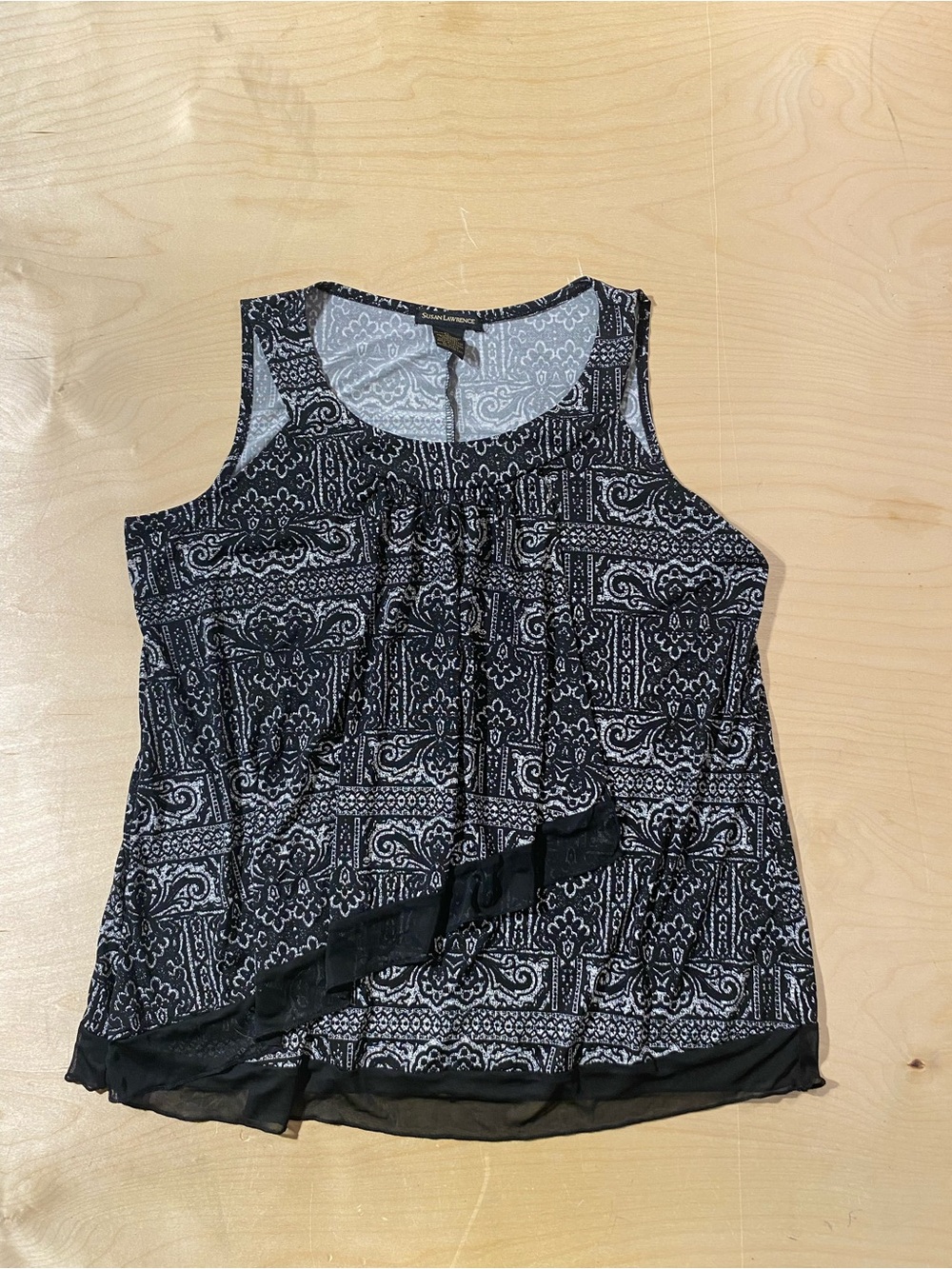 Susan Lawrence Black and White Paisley Sleeveless Blouse XL (BM)